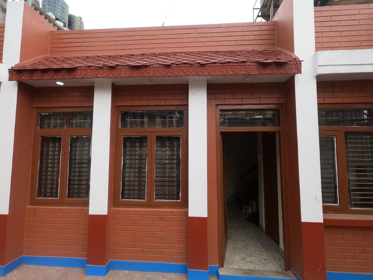 Hotel Silver Jubilee Katmandu Dış mekan fotoğraf