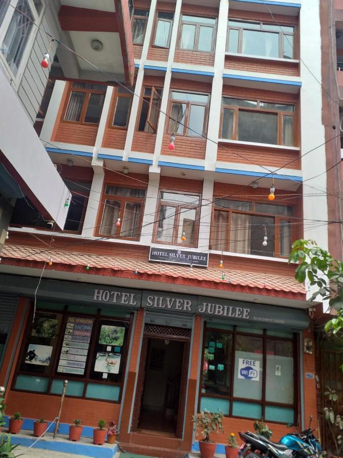 Hotel Silver Jubilee Katmandu Dış mekan fotoğraf